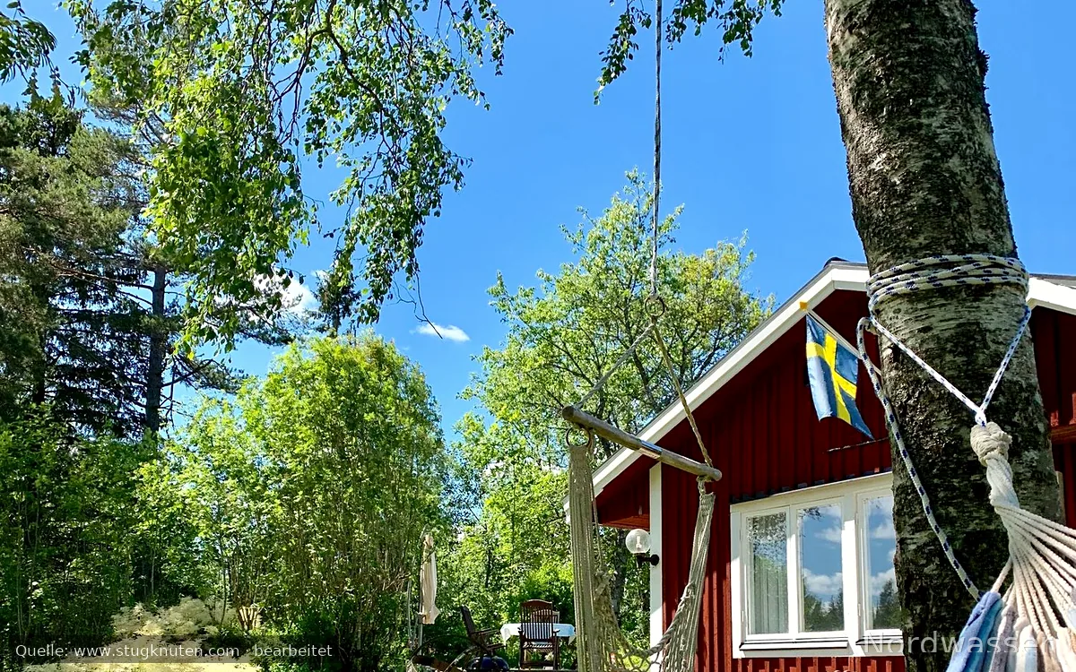 Nyrenoverad stuga med fin utsikt