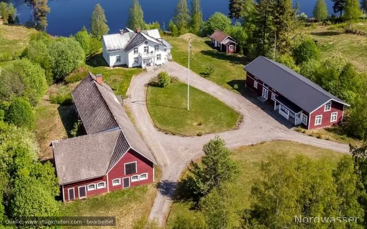 Gamla  och charmig Höljes Gästis