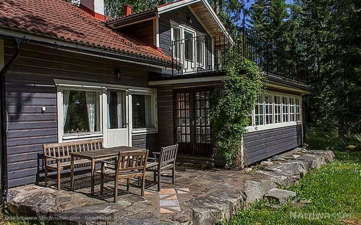 Sjönära stuga i Glaskogen utanför Arvika