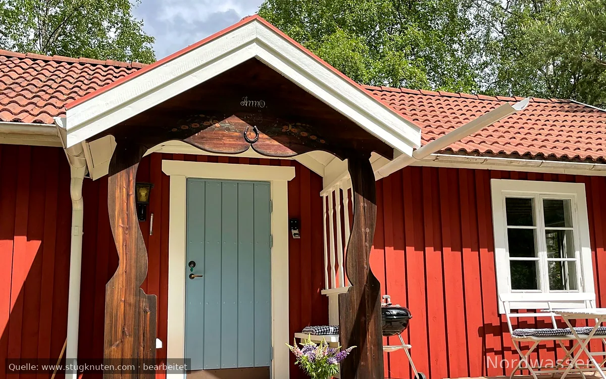 Harsa 12 km. Järvsöbacken 5 km. Kamin. Diskmaskin.