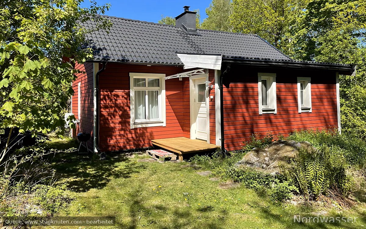 Fräscht 1800-talstorp, sjönära&10km från Västerås