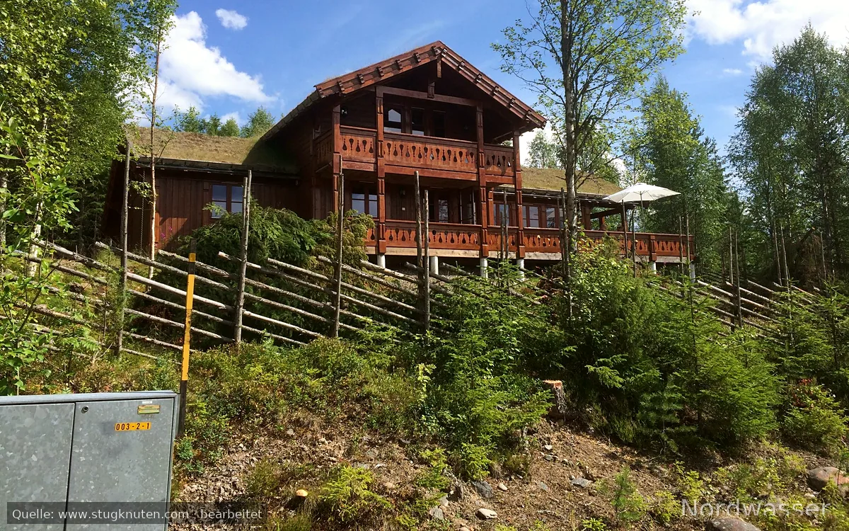 Större fjällstuga på Långberget
