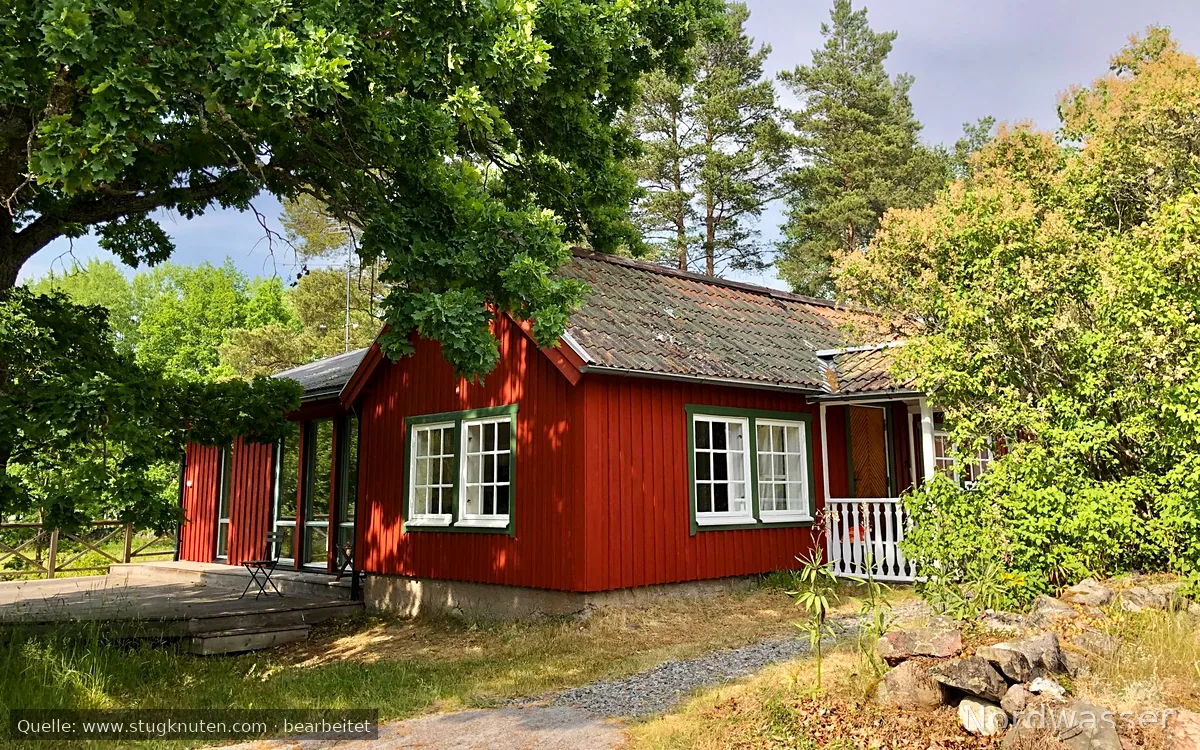 Fin stuga på landet, ändå nära till aktiviteter.