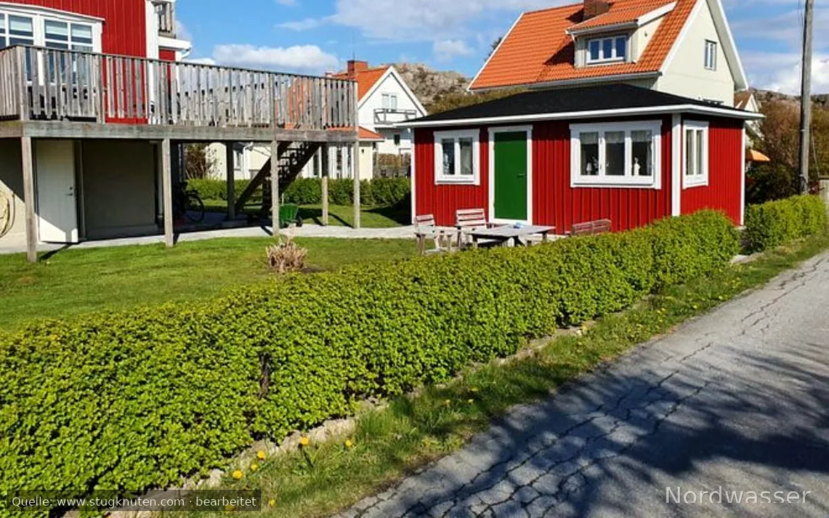 Mysig stuga på sydvästra Tjörn
