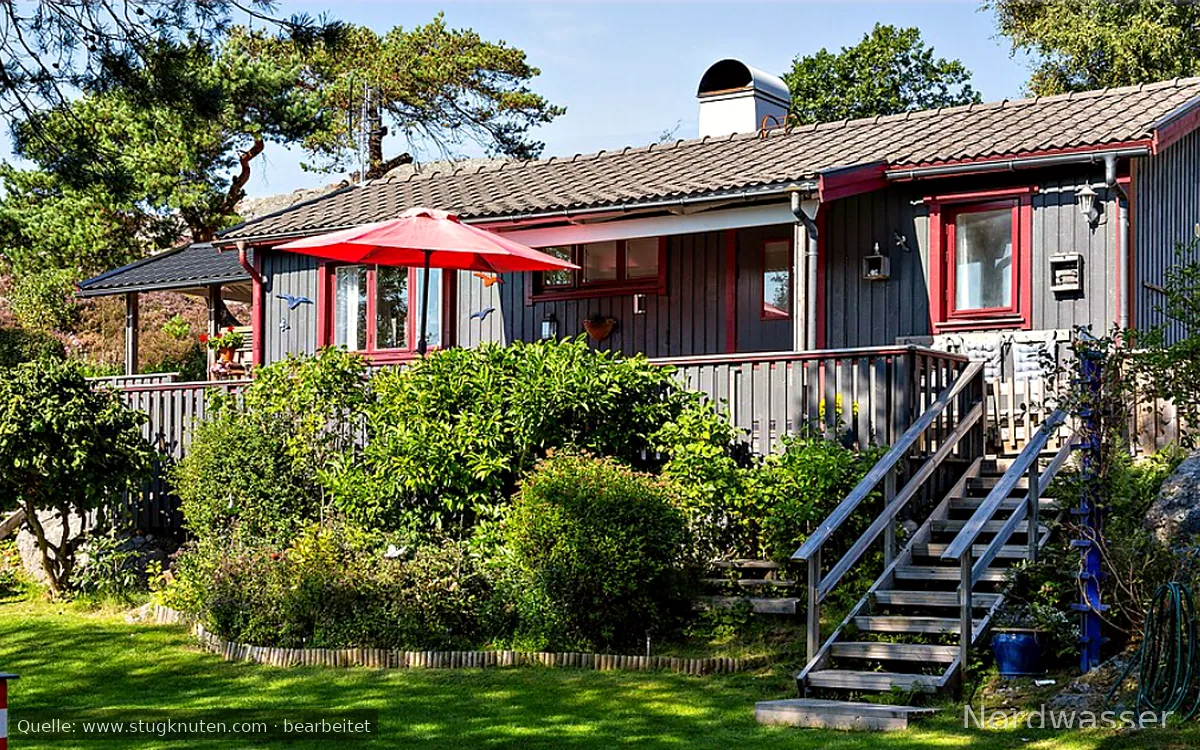 Mysig sommarstuga vid Ellös