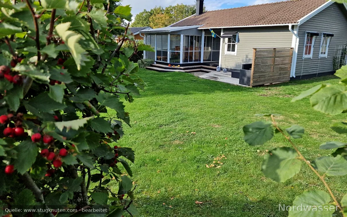 Stuga på Öland med uterum och braskamin