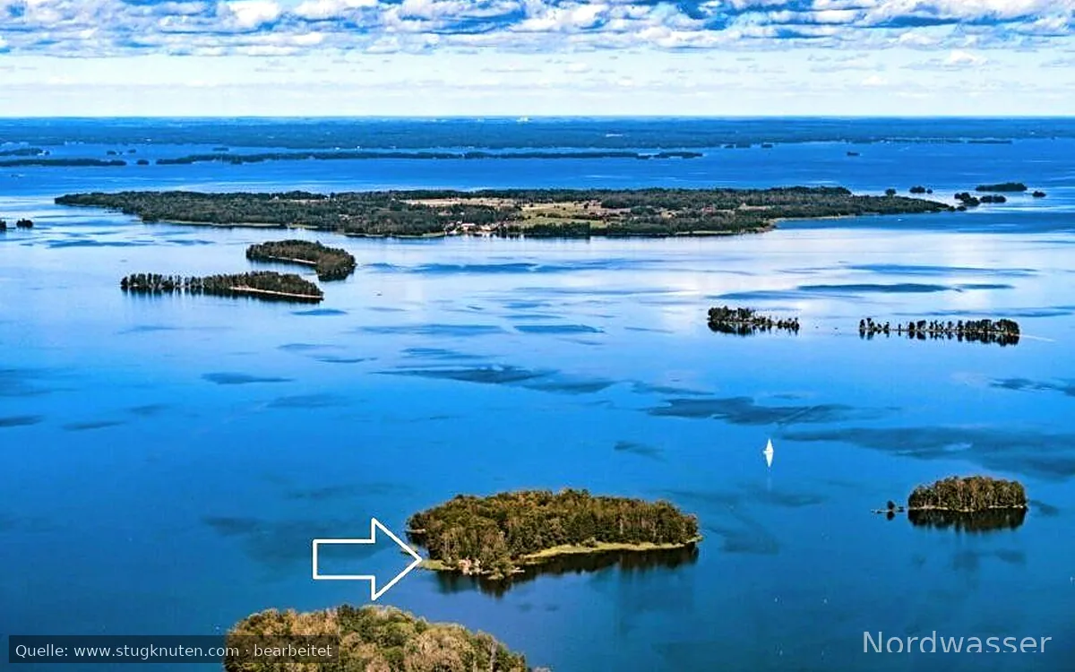 Sjötomt på egen Ö