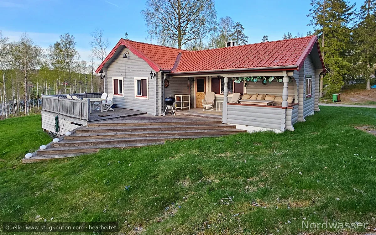 Charmigt sommarställe - sjöutsikt & rofyllt läge