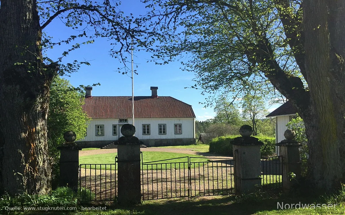 Herrgårdsflygel 1700-talsgård unik miljö, Bjurbäck
