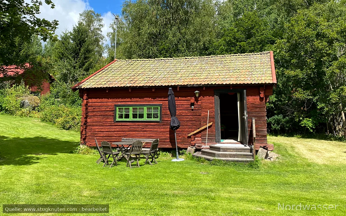 Charmiga stugor sjönära 2 tim fr stockholm