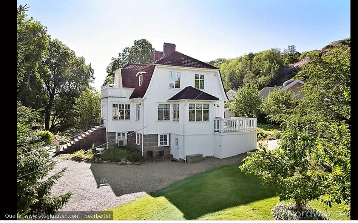Lägenhet i bottenplan av klassiskt Bohuslänskt hus