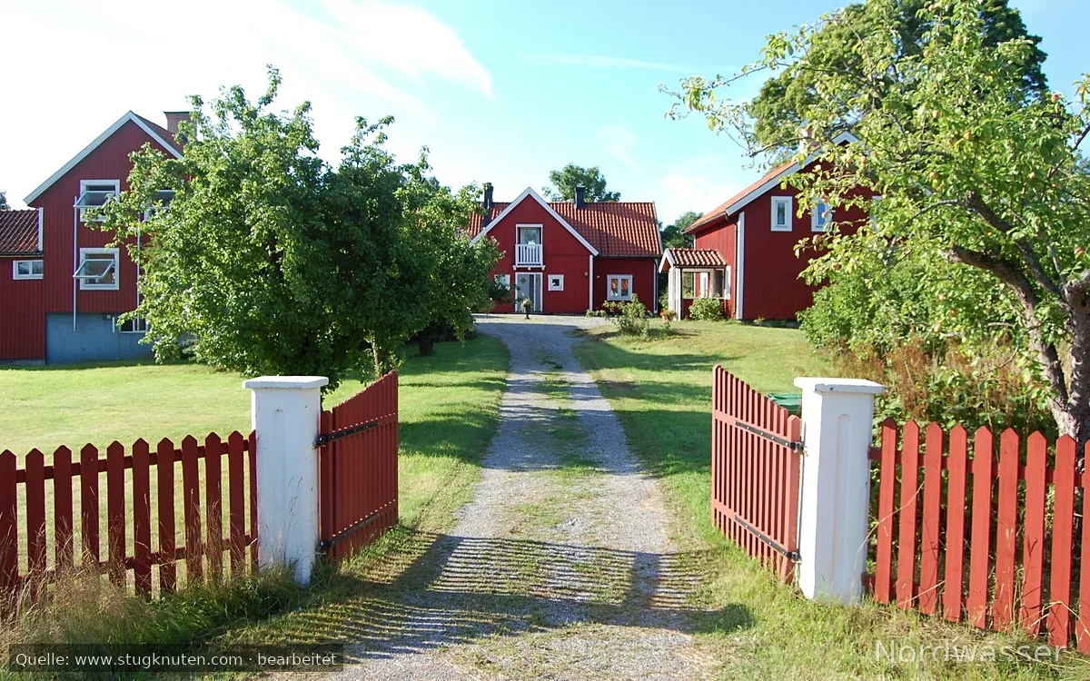 Tre sommarhus på Färingsö