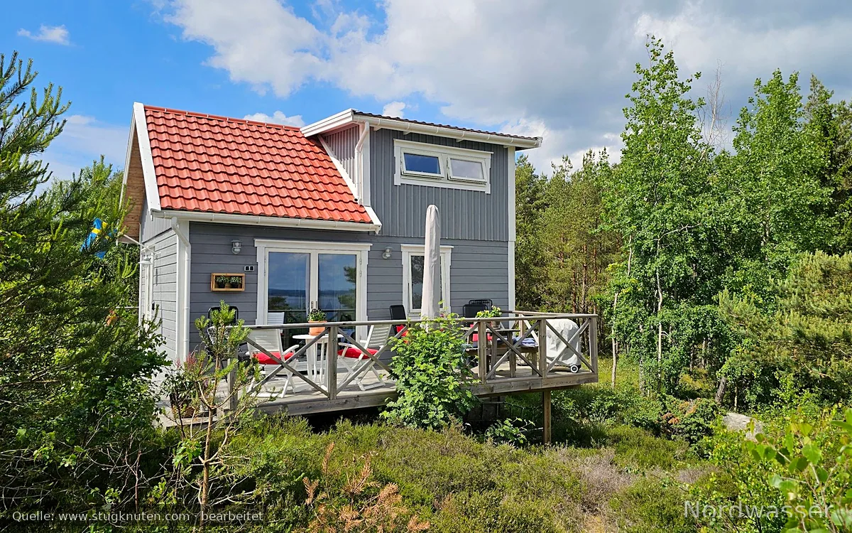 Stuga med havsutsikt i Rönnäng | SE09148