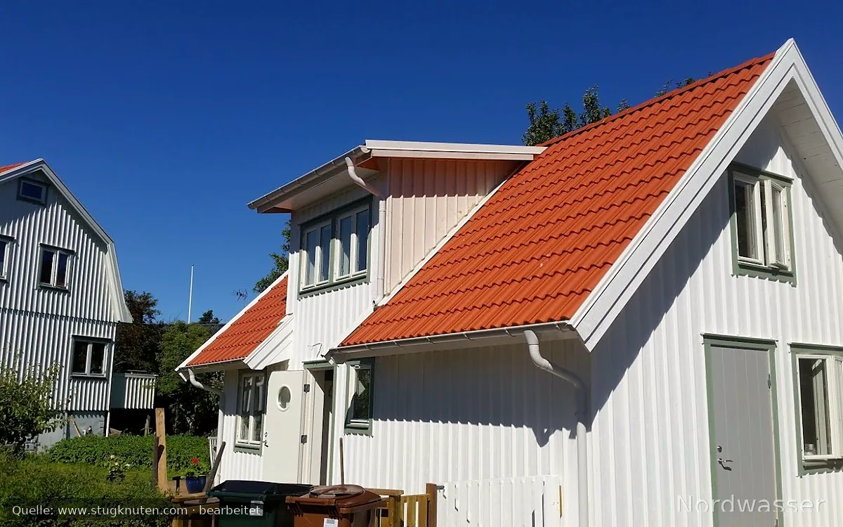 Liten stuga i Bleket på Tjörn uthyres