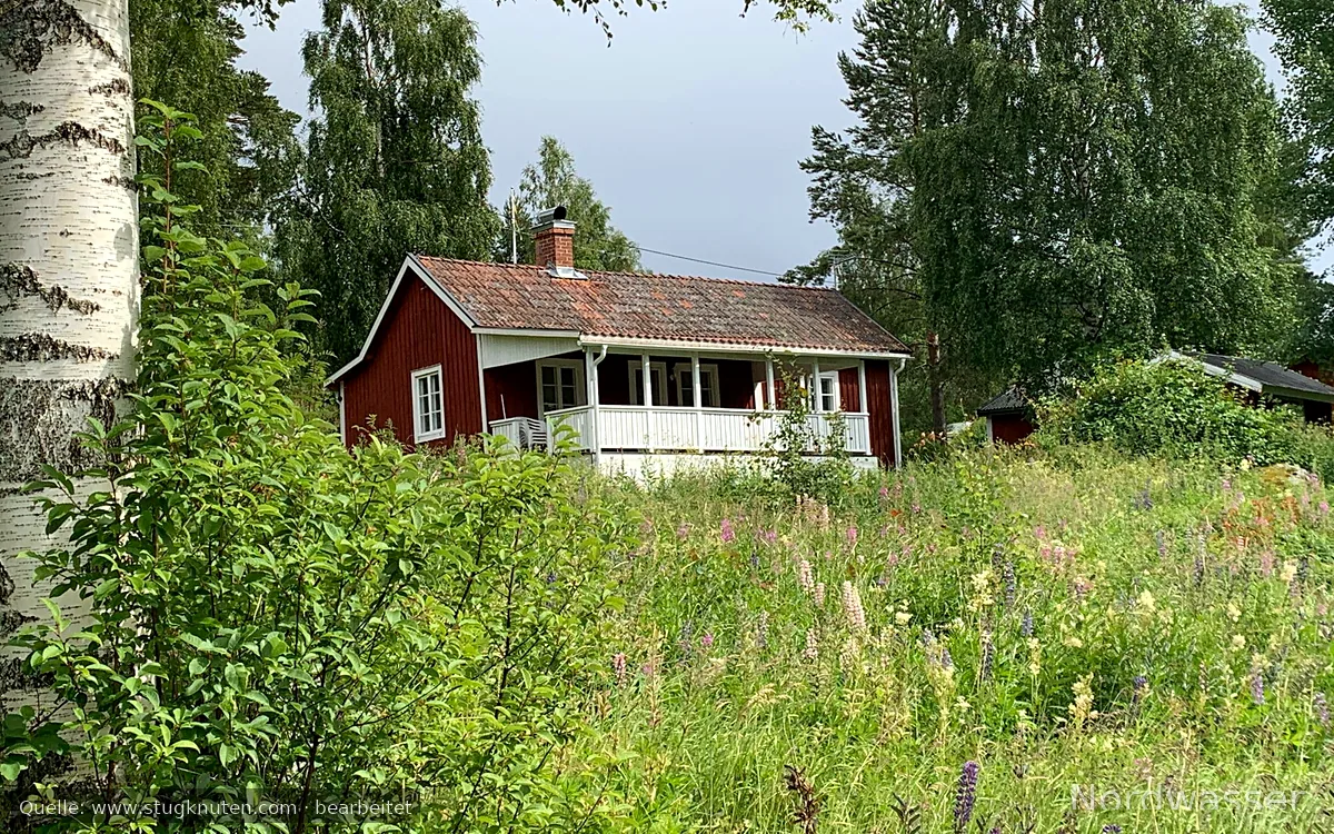 Nyrustad stuga på Järvsös solsida