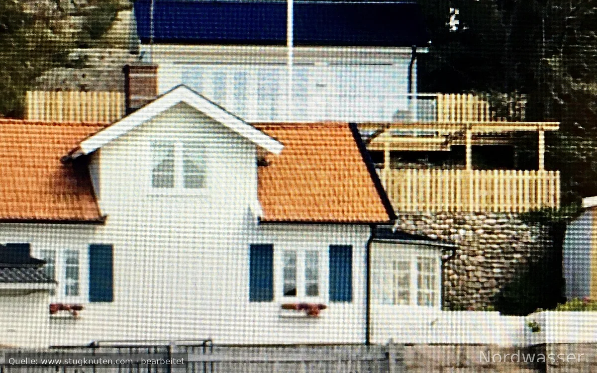 25 m2 stuga med egen terass vid havet