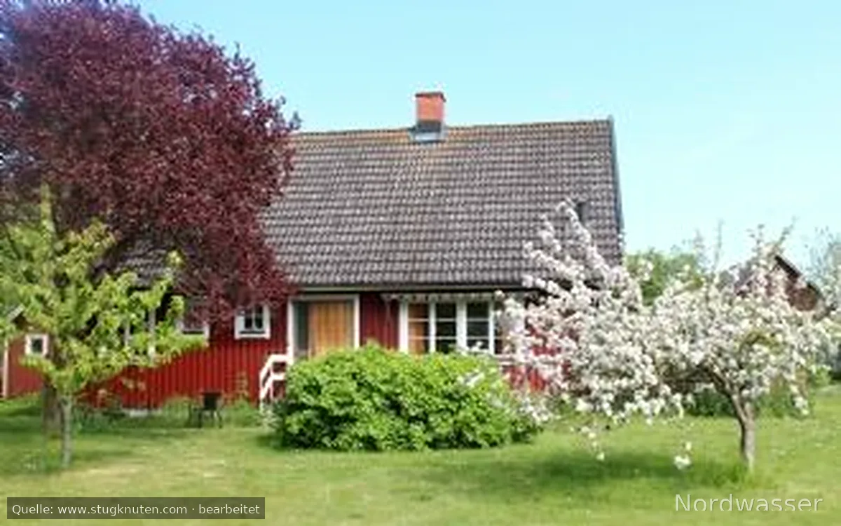 Sommarhus med stor grön tomt, Öland