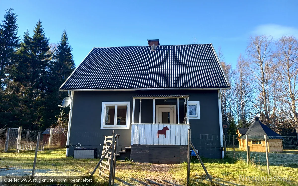 Hundvänligt hus nära sjön, inhägnat Värmland