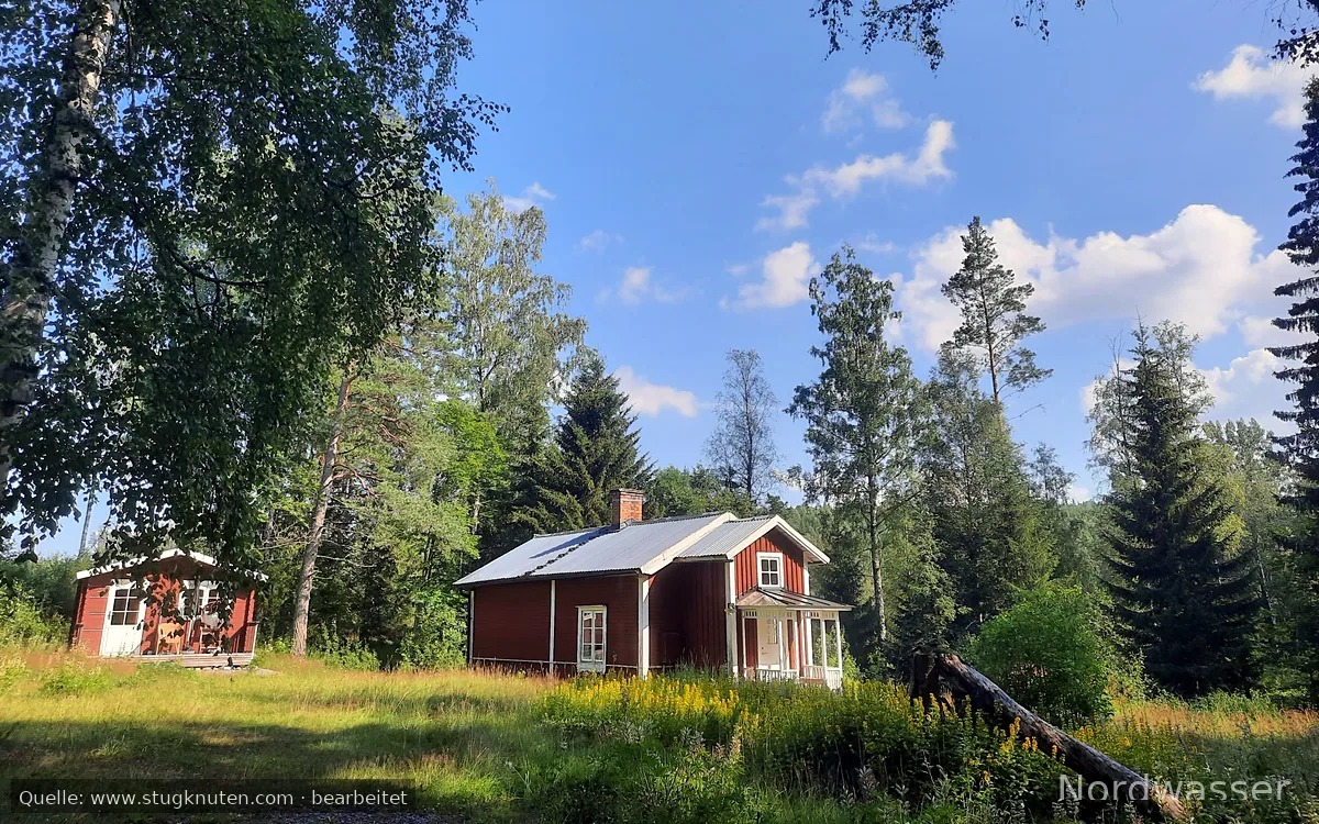 Vacker semesterbostad direkt i skogen